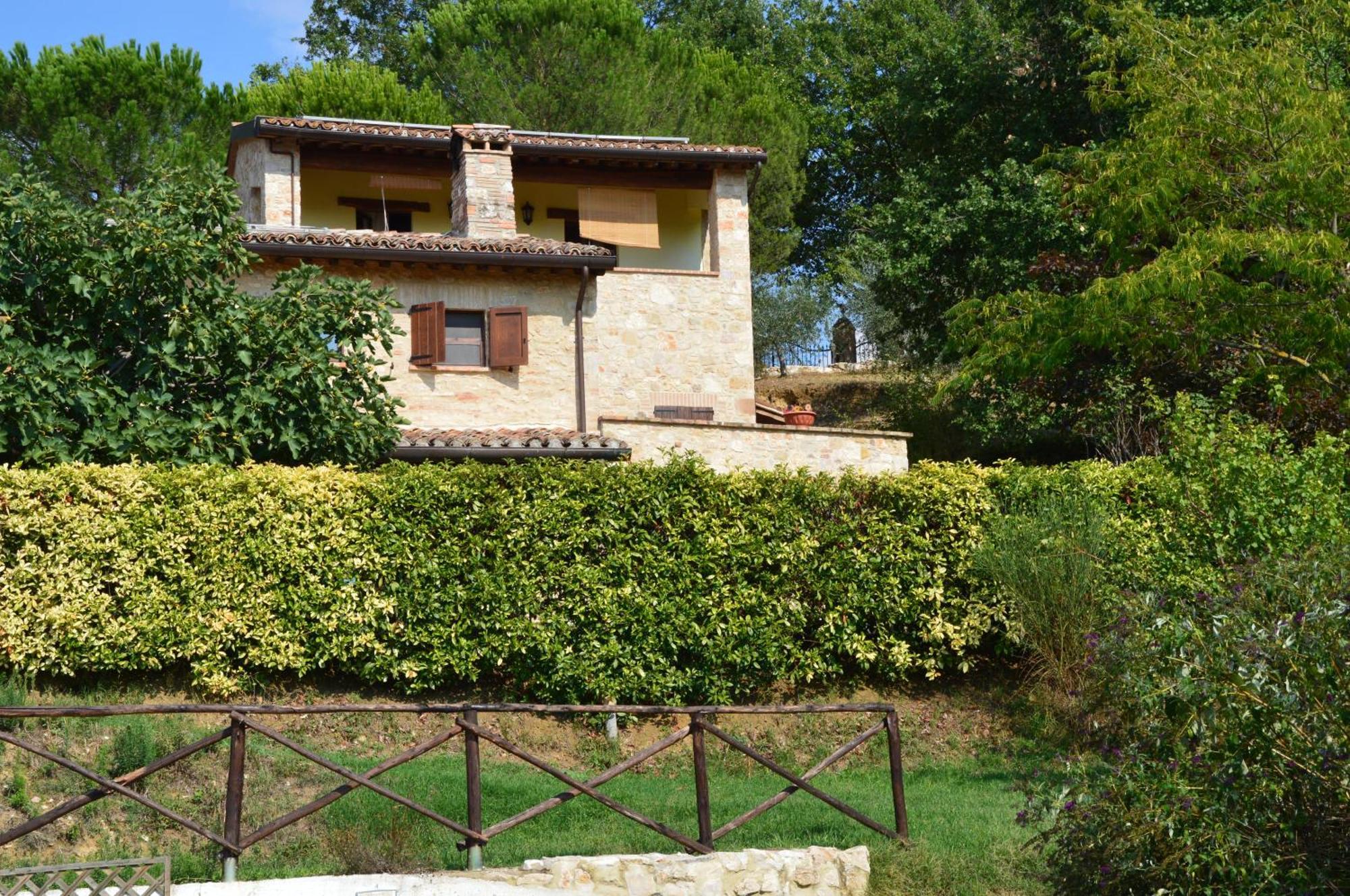 Ferienwohnung Agriturismo Bio Tra Cielo E Terra Grutti Exterior foto